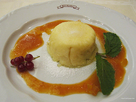 Фото Royal Park Boutique Hotel