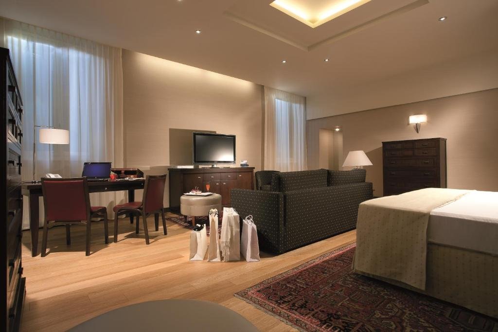 Фото Hotel Accademia