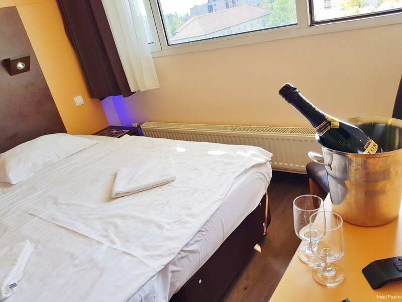 Фото Hotel Pest Inn