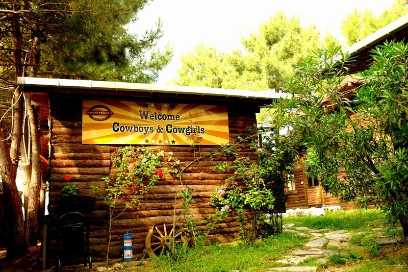 Woodyville Ağaç Evleri, otel, Plajlı Yol Caddesi Evim Sok. No8