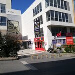 Re/Max ABC Agaoglu My City Bahcelievler Satis Ofisi (İstanbul, Bahçelievler, Bahçelievler Mah., Saklıvadi Sok., 28), sales office