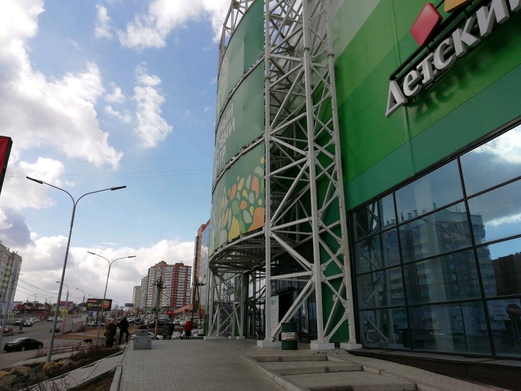 Shopping mall Green, Krasnoyarsk, photo