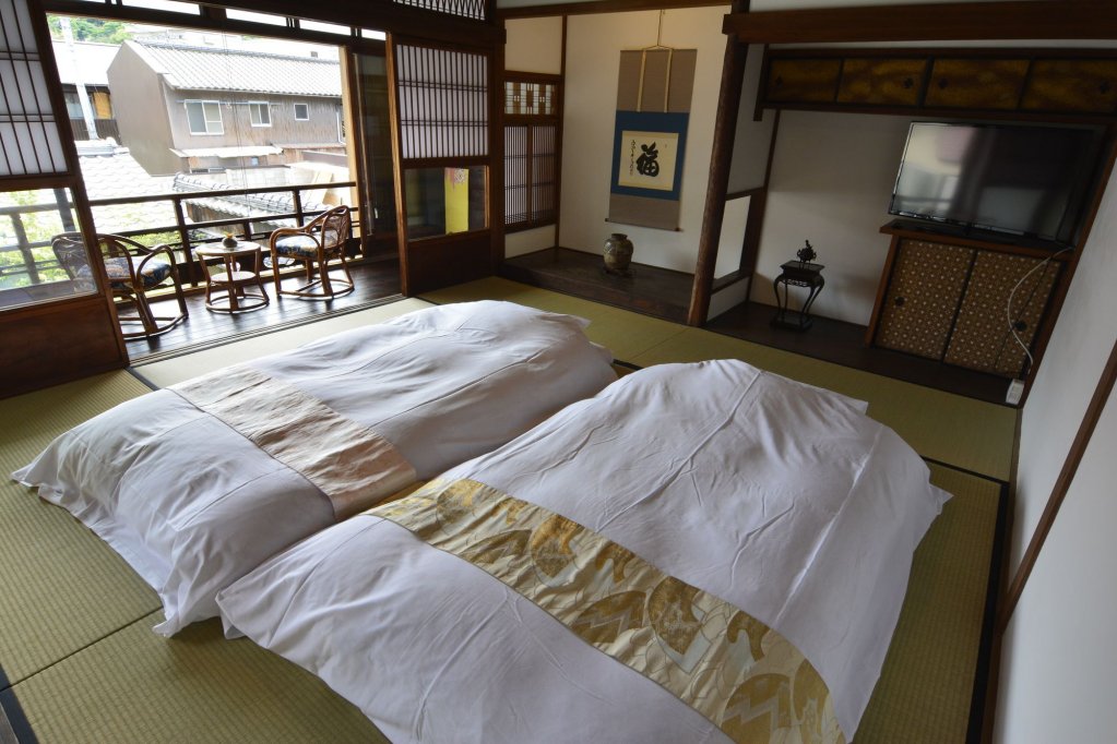 Фото Inase Otsu Machiya Bed & Breakfast
