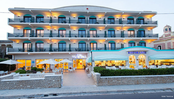 Фото отеля 3