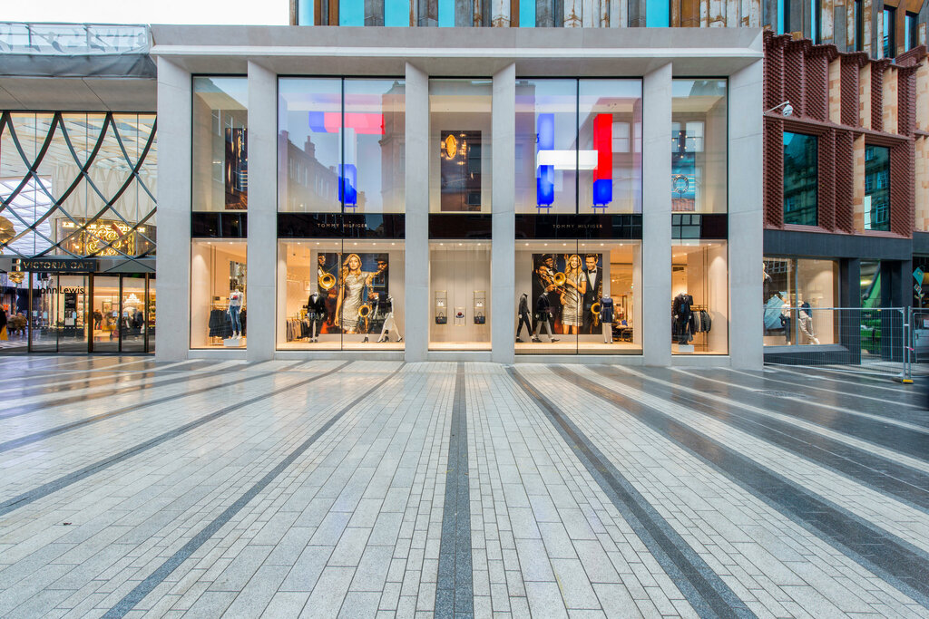 Clothing store Tommy Hilfiger, Leeds, photo