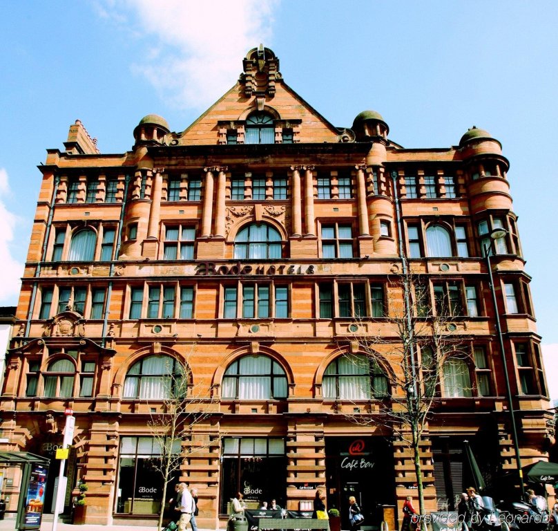 Фото отеля 1