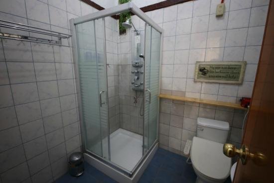 Фото Chok Dee Guesthouse