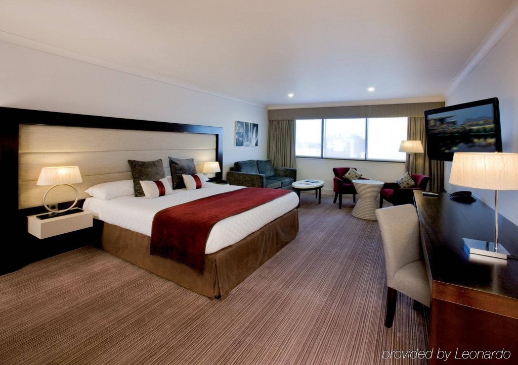 Фото DoubleTree by Hilton Hotel Glasgow Central