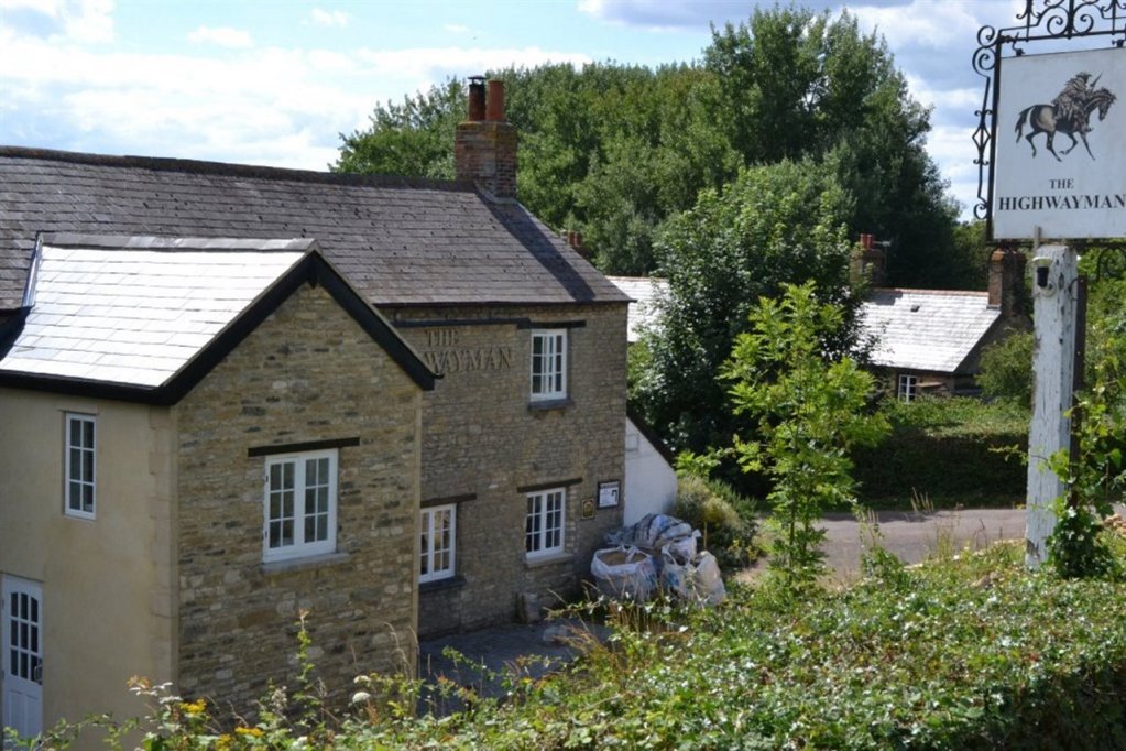 Фото The Highwayman Hotel