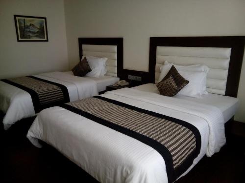 Фото Summit Montana Suites & SPA