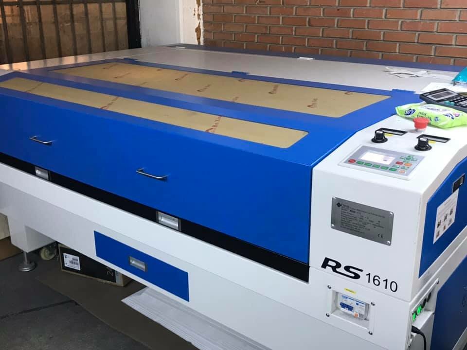 Management company Tugra Press Knives, Istanbul, photo