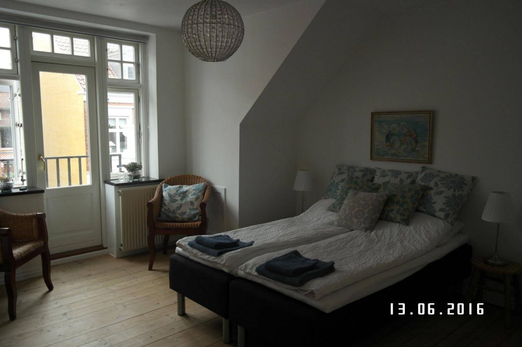 Фото Sweethome Guesthouse