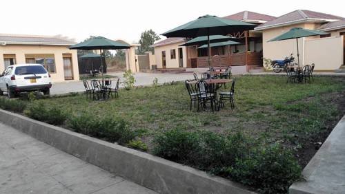 Фото Airfield View Motel