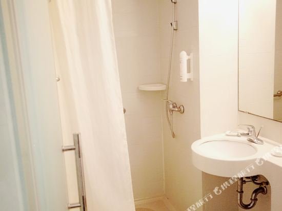 Фото Jinjiang Inn Select Wuhan Chuhehan Street Shuiguo Lake