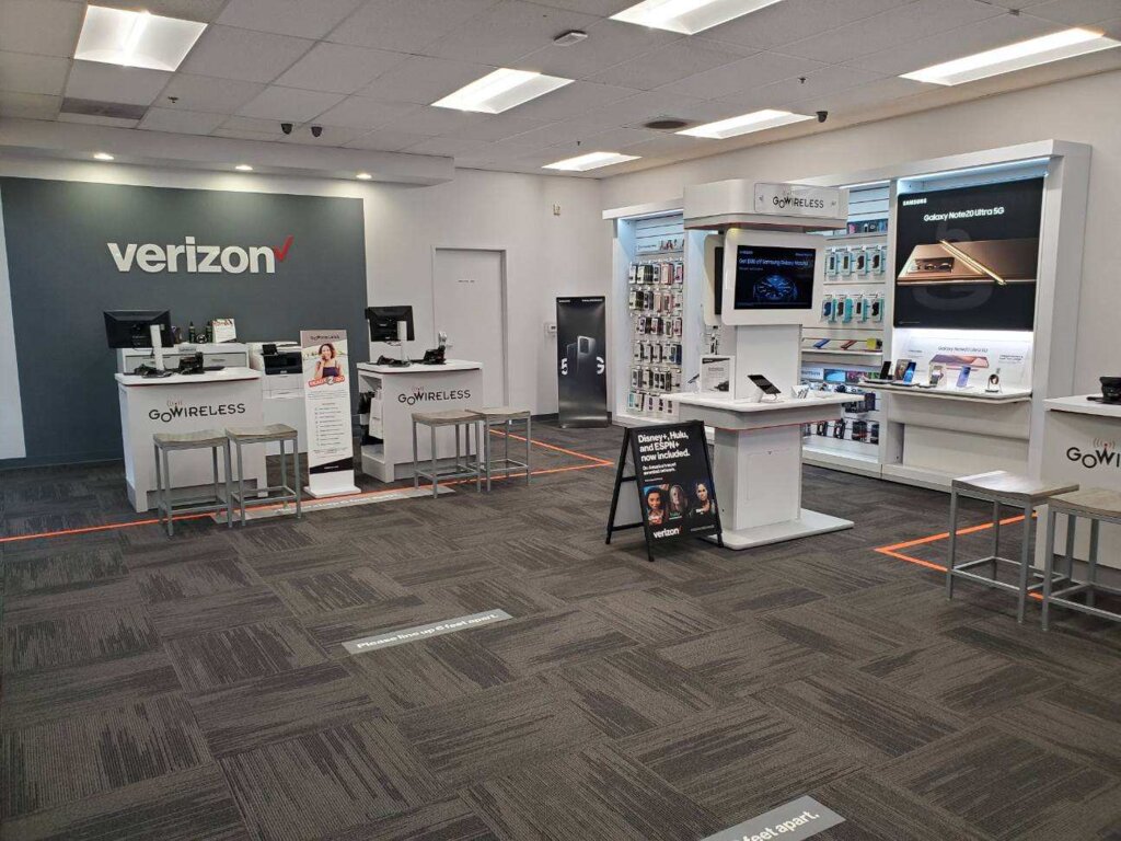 Telecommunication equipment Verizon Authorized Retailer - Victra, State of Washington, photo