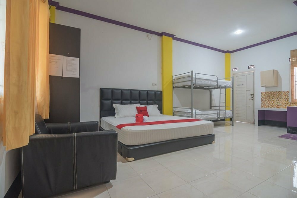 Hotel RedDoorz Syariah near Bscc Dome, Balikpapan, photo