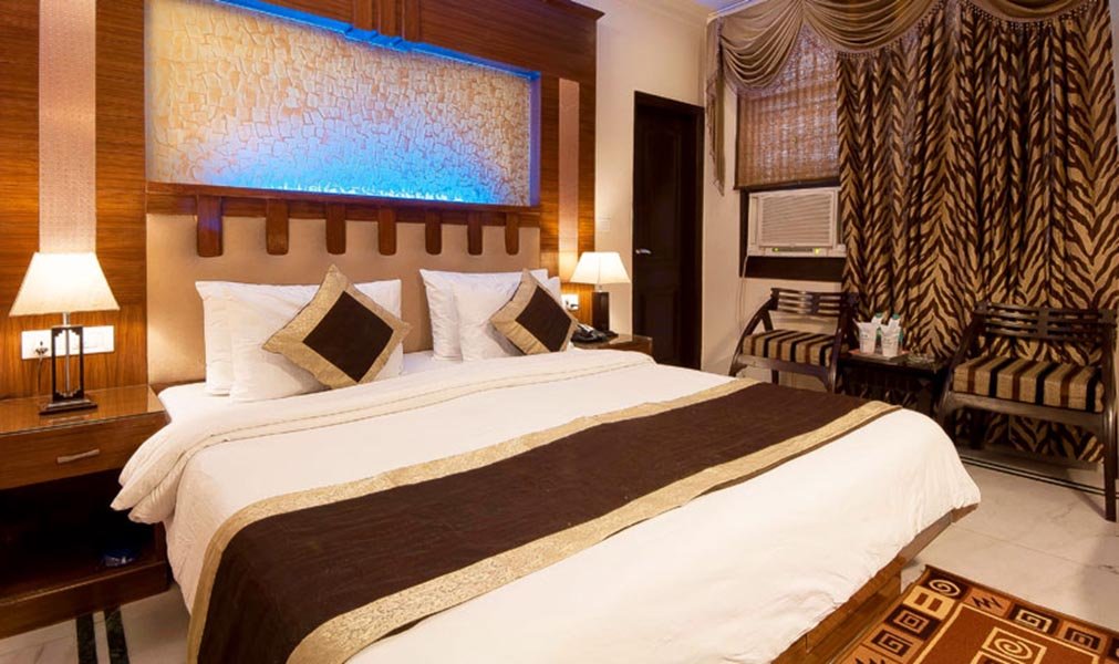 Фото Wood Castle