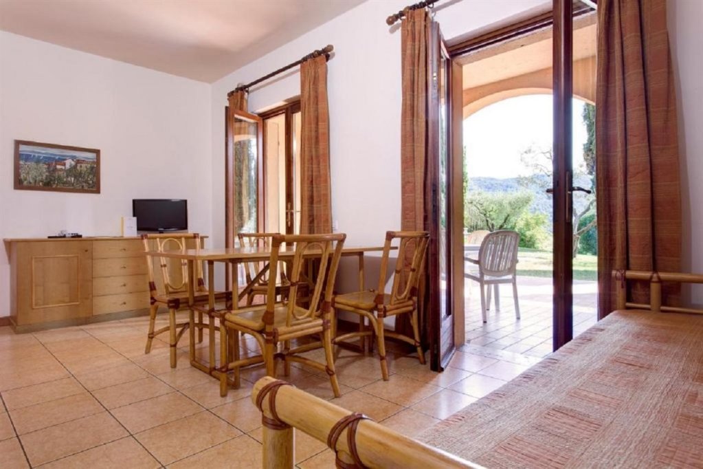 Фото Poiano Resort Hotel & Apartments