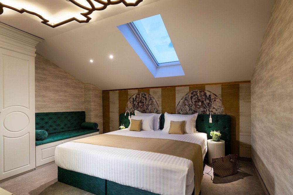 Фото Gallery 37, Bw Premier Collection