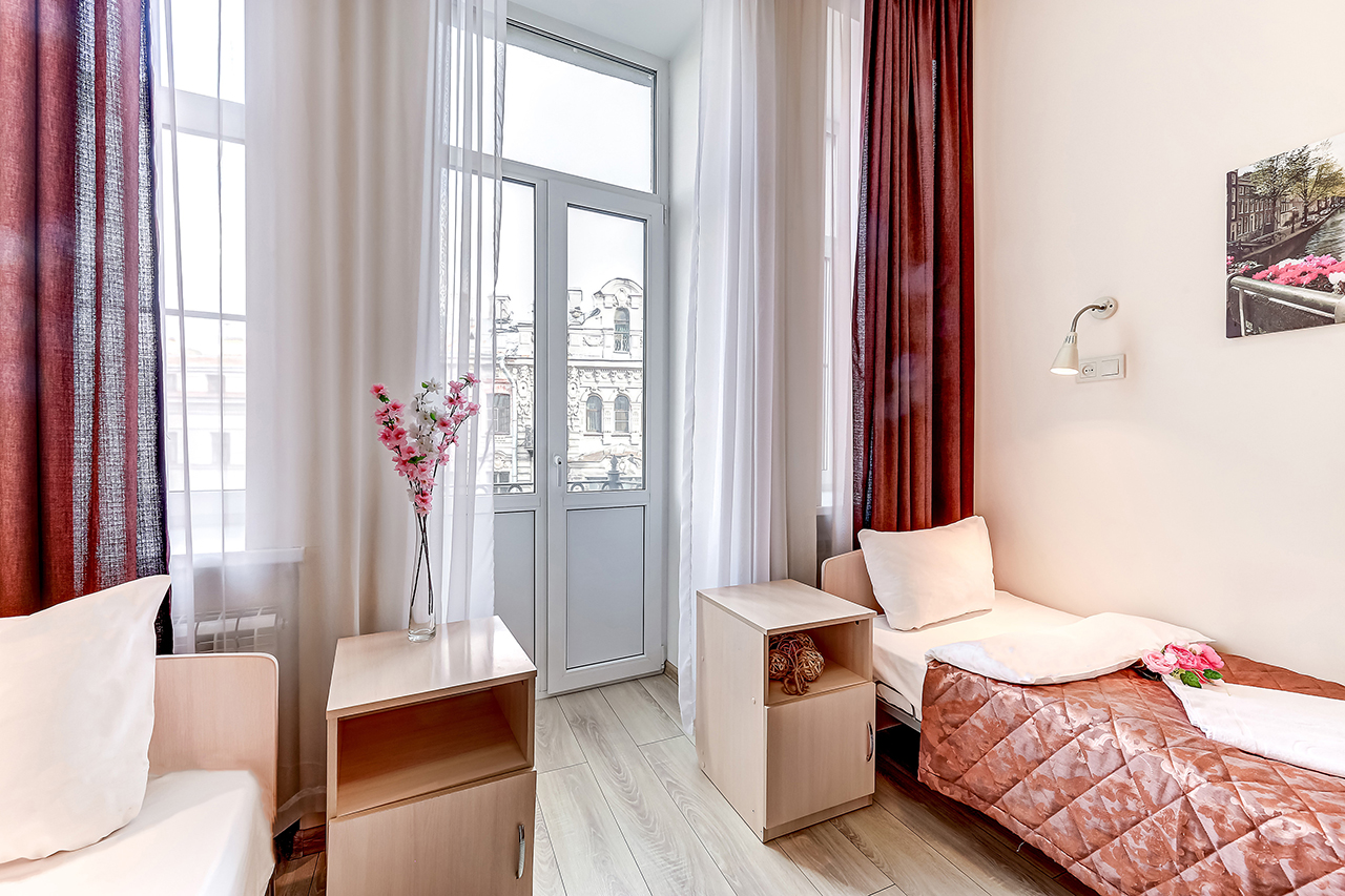 Фото Демократ на Невском 95