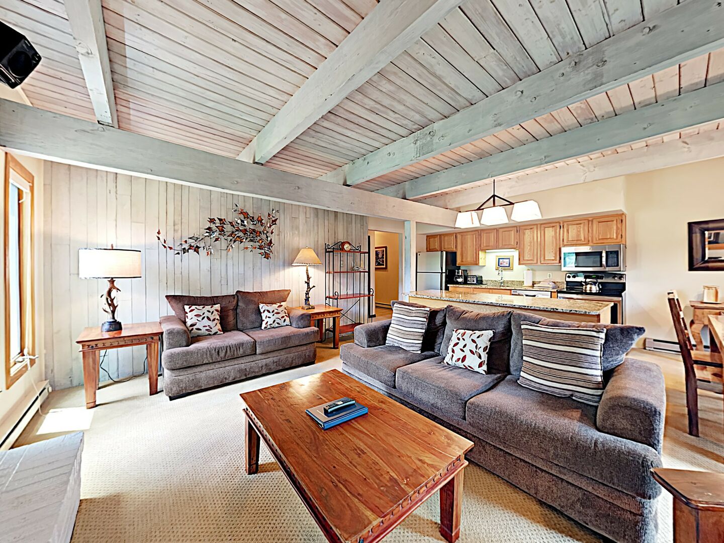 Фото The Timberline Condominiums