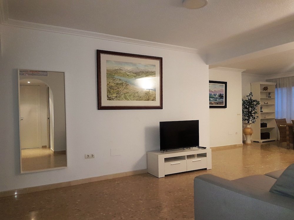 Фото Waterfront Playamar Apartments