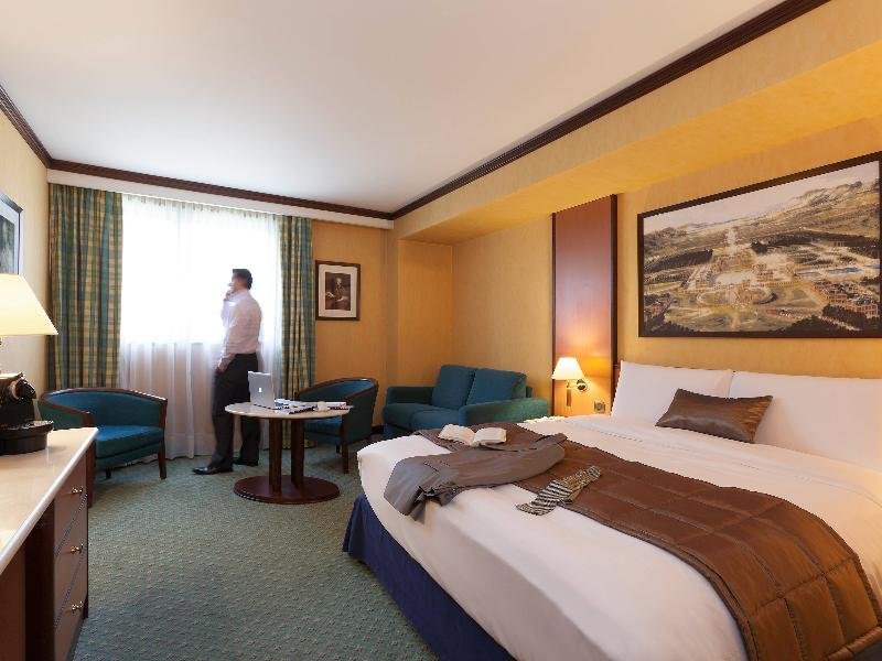 Фото Mercure Versailles Paris Ouest