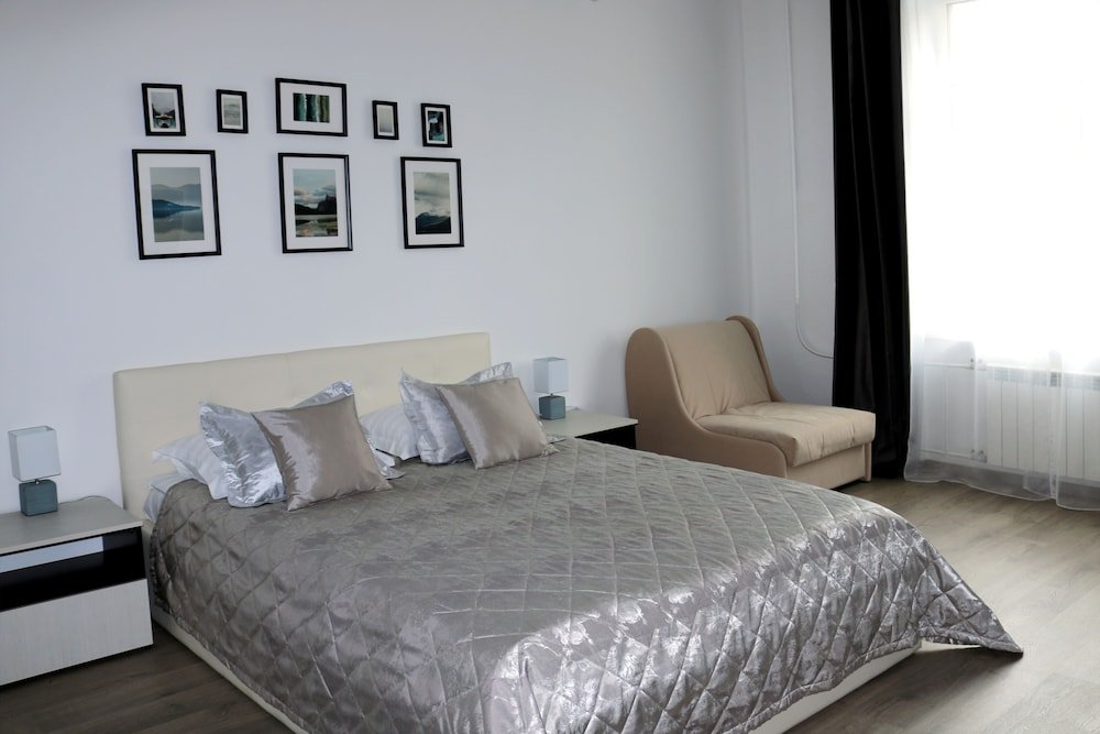 Фото Априори