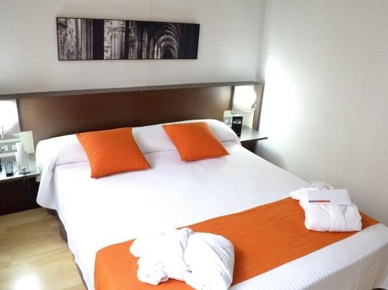 Фото Atenea Rekord Suites