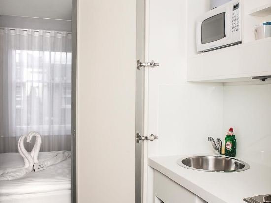 Фото NOX Golders Green