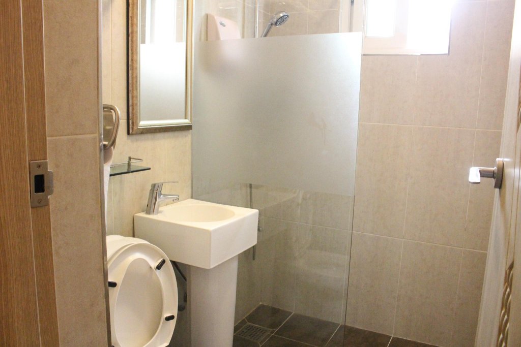 Фото Sinsa Residence and Guesthouse