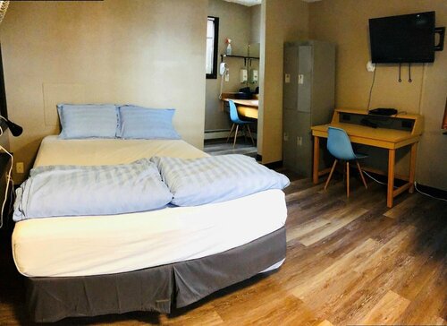 Внешний вид отеля Banff International Hostel в Банфе, фото 4