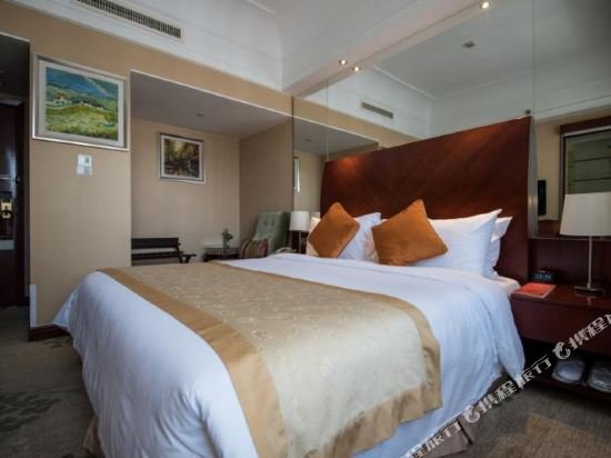 Фото Merry Hotel Shanghai