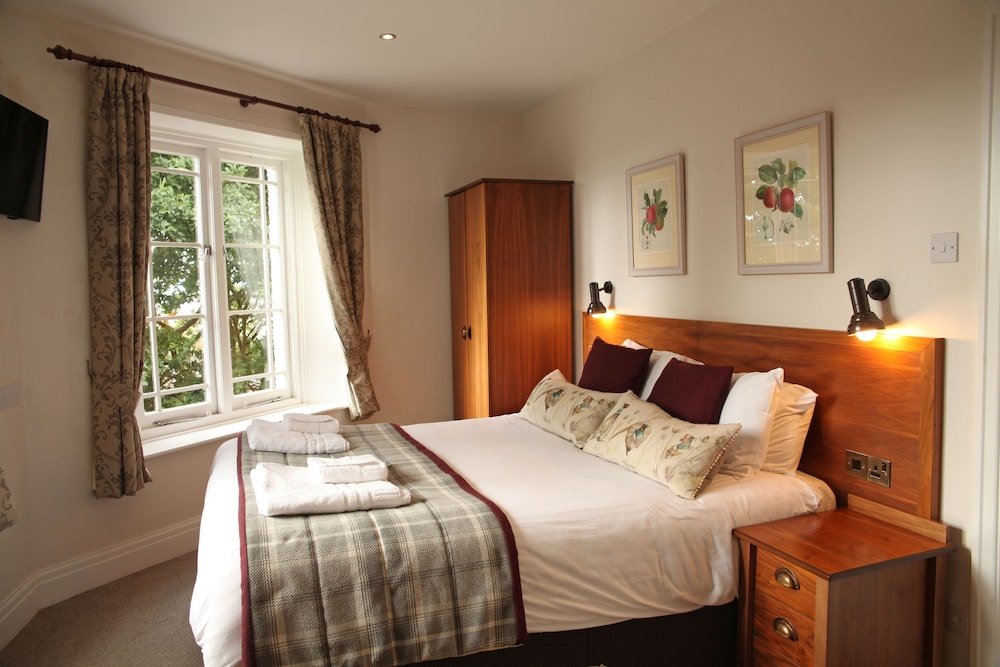 Фото The Jug & Bottle