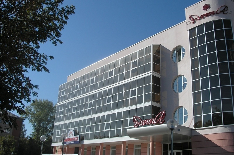 Фото отеля 1