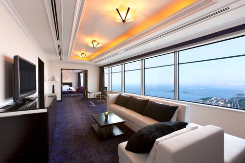 Внешний вид отеля Hilton Fukuoka Sea Hawk в Фукуоке, фото 3