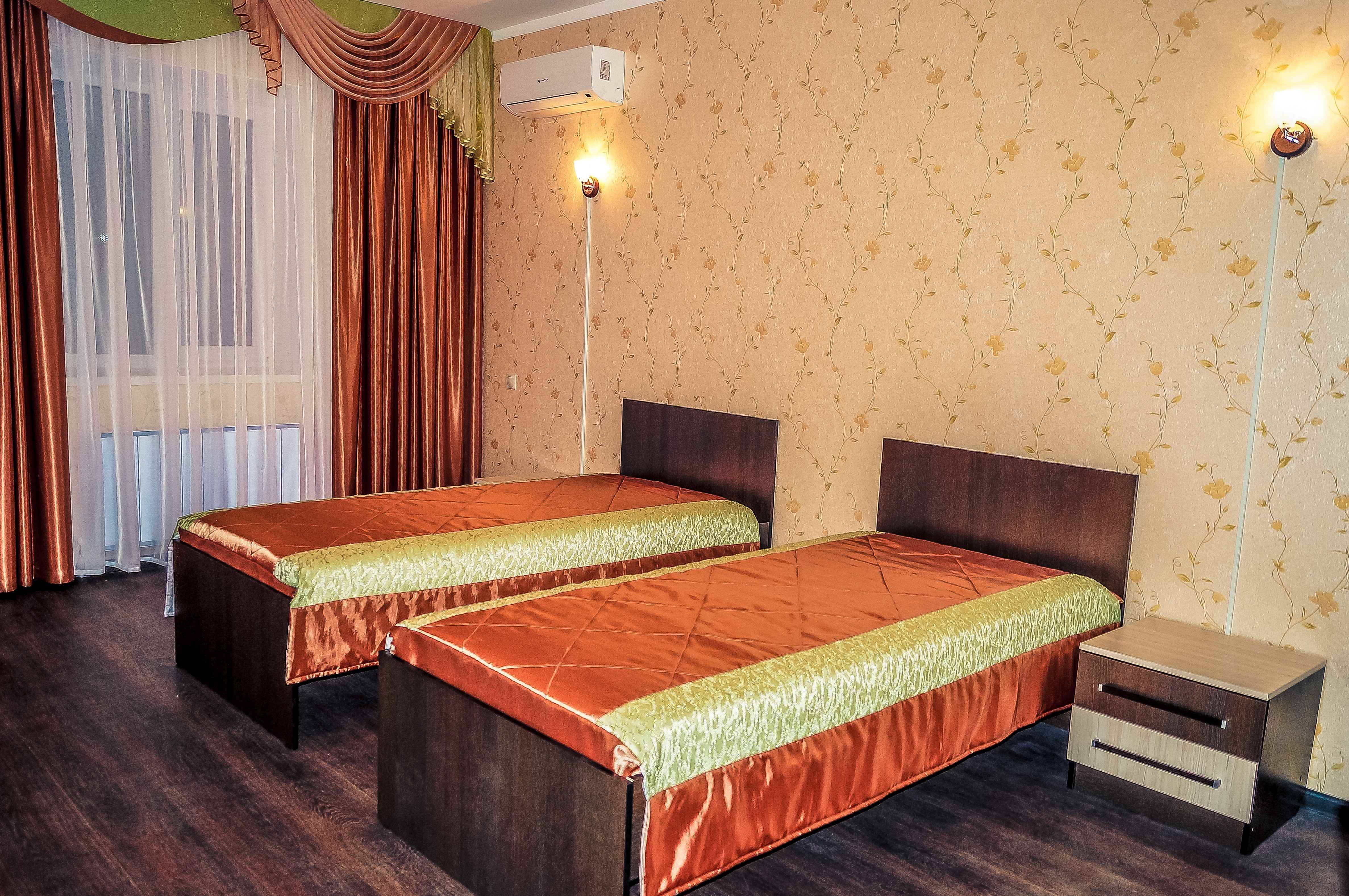 Фото отеля 2