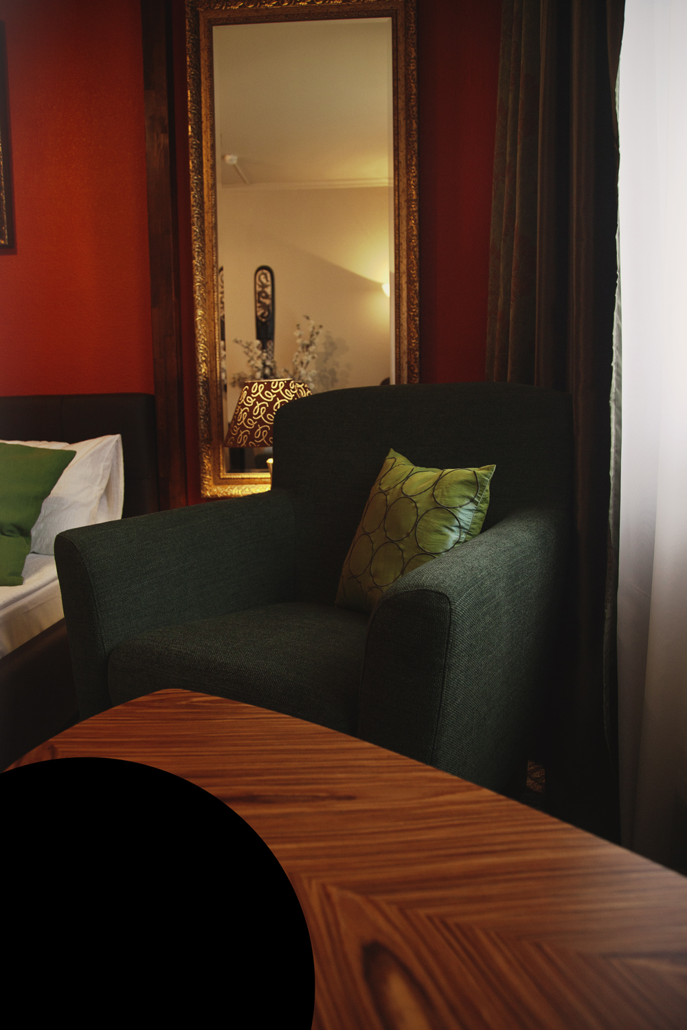 Фото Вернисаж