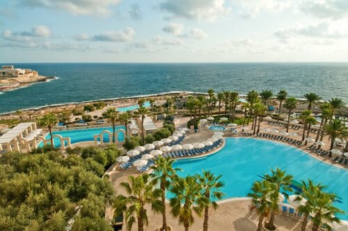 Внешний вид отеля Hilton Malta в Сане Джулиансе, фото 1