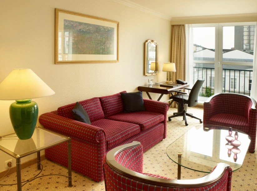 Фото Hilton Antwerp Old Town