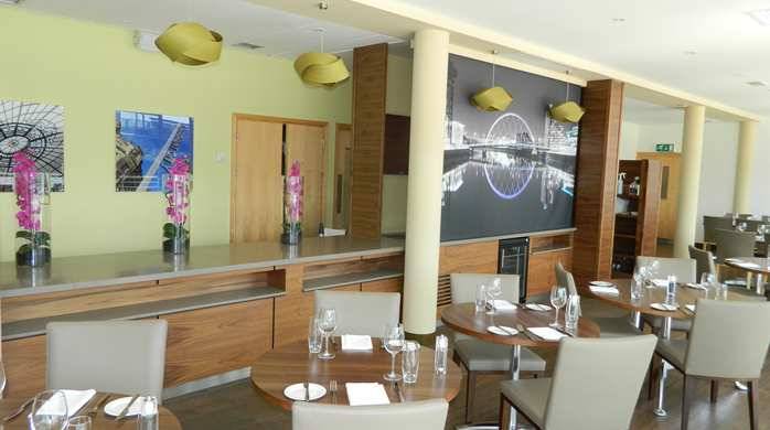 Фото Hilton Garden Inn Glasgow City Centre