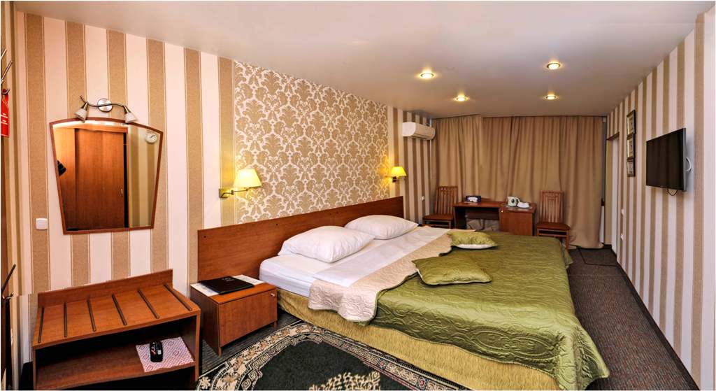 Фото отеля 2