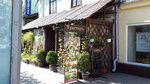LaГУШКА (Symona Petliury Street, 13), cafe