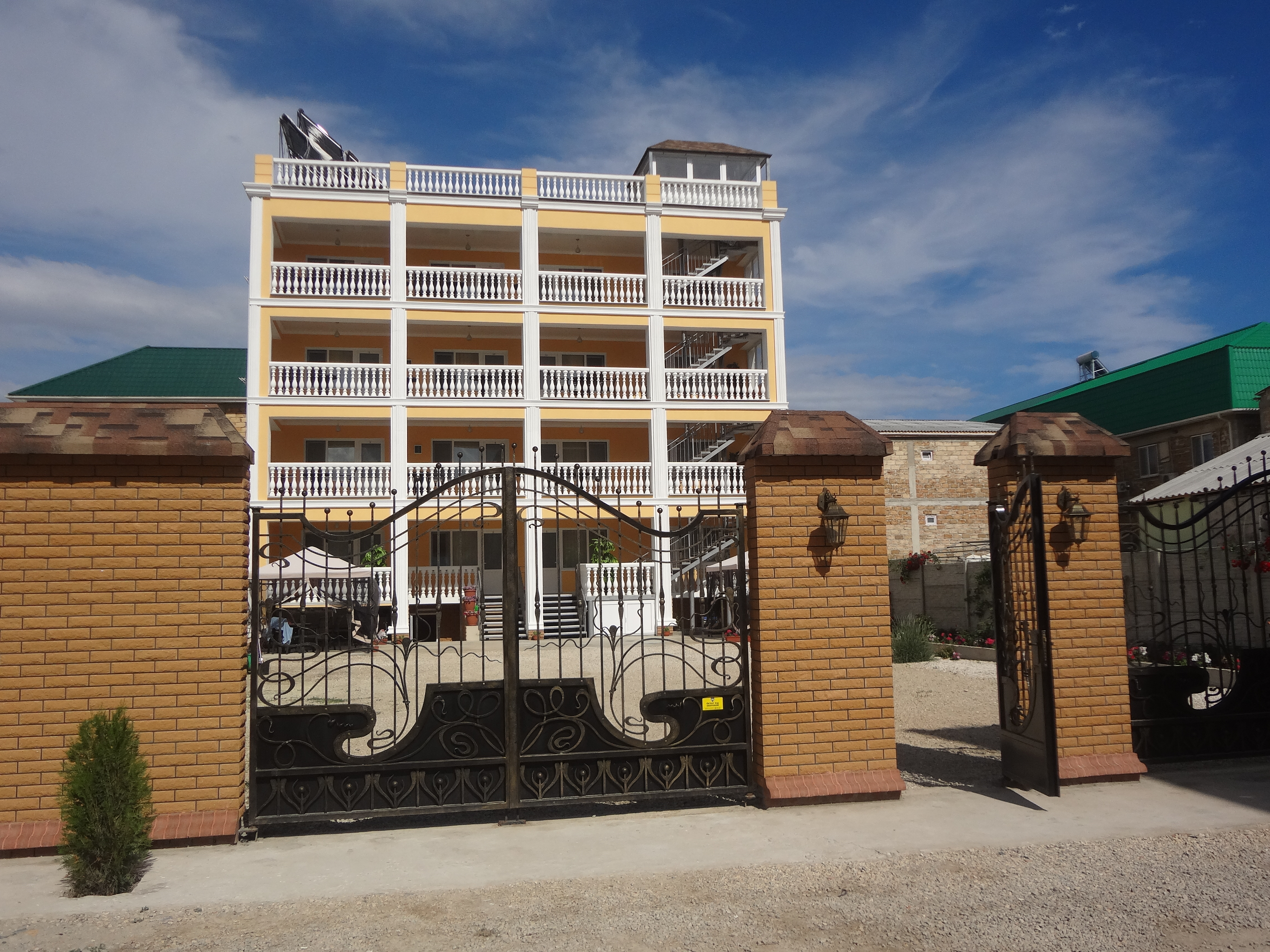 Фото Фрегат