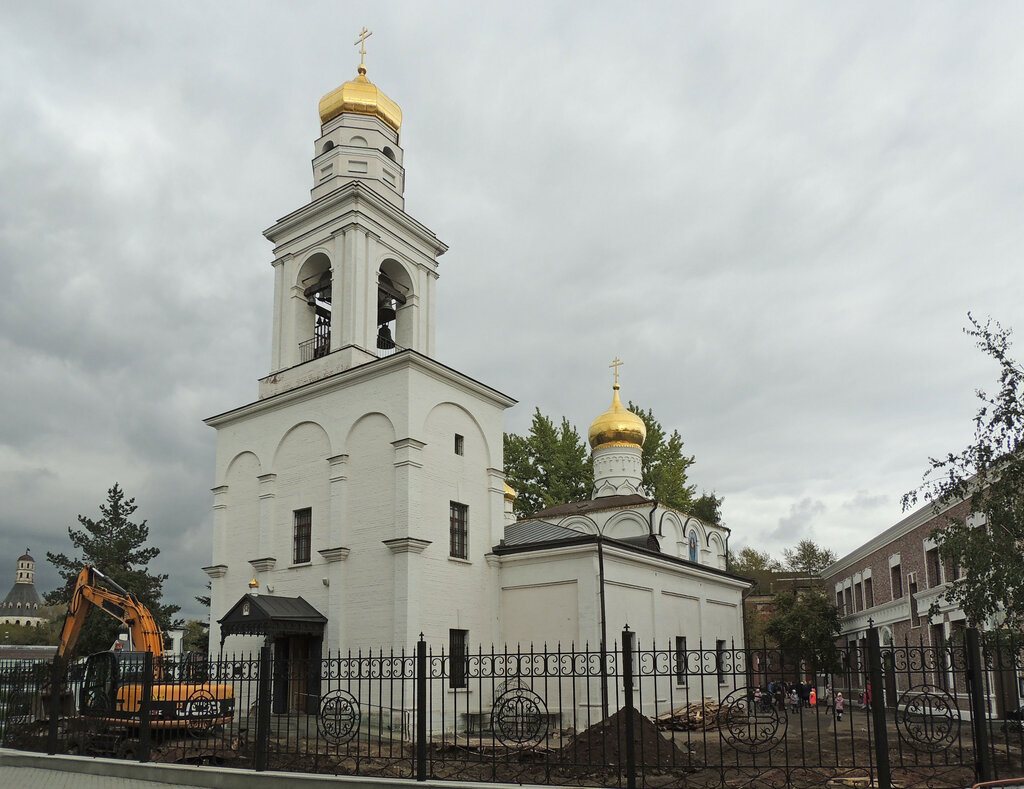 Православный храм Церковь Рождества Богородицы в Старом Симонове, Москва, фото