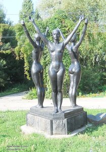 Три грации (Autonomous Republic of Crimea, Simferopol, park imeni Yuriia Haharina), genre sculpture