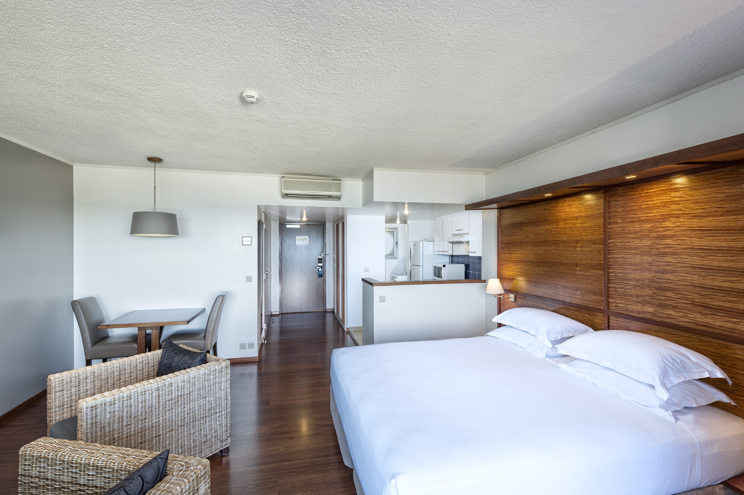 Фото Hilton Noumea La Promenade Residences