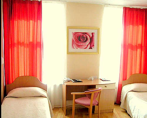 Фото отеля 4