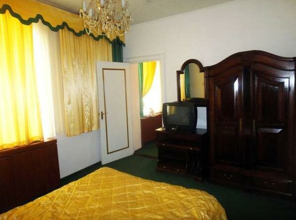 Отель ист вест