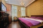 V. S. Tsentral Plaza (Михайлівська вулиця, 9), hotel